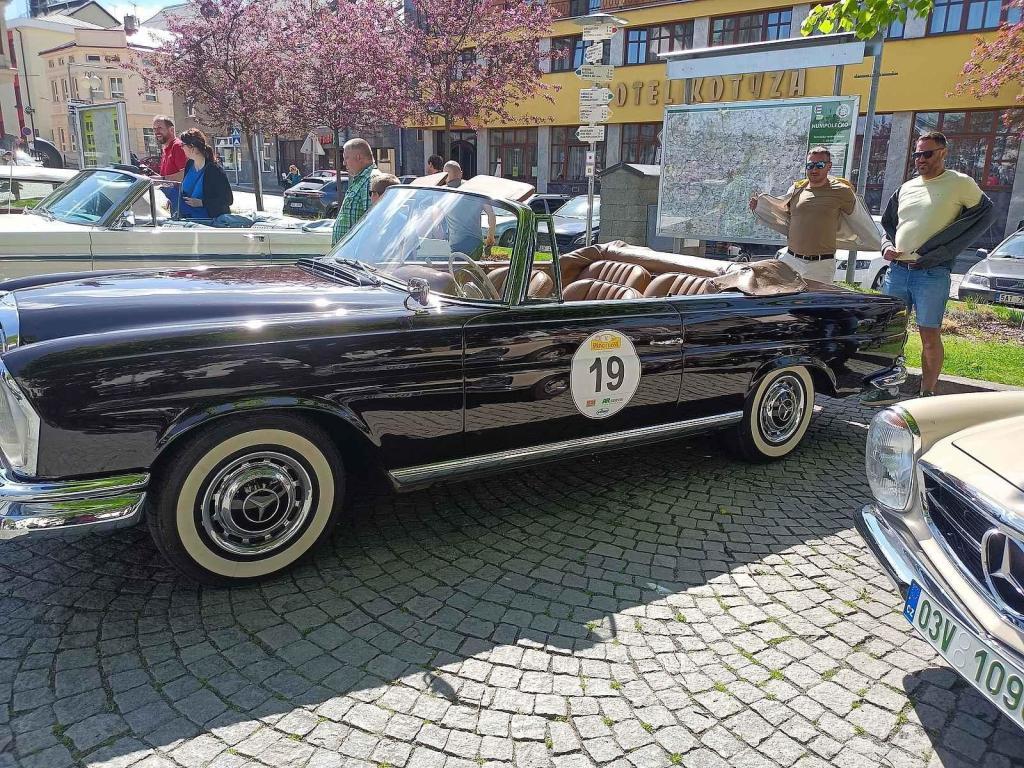 Automobily, které známe většinou jen z filmů. Prohlédněte si je