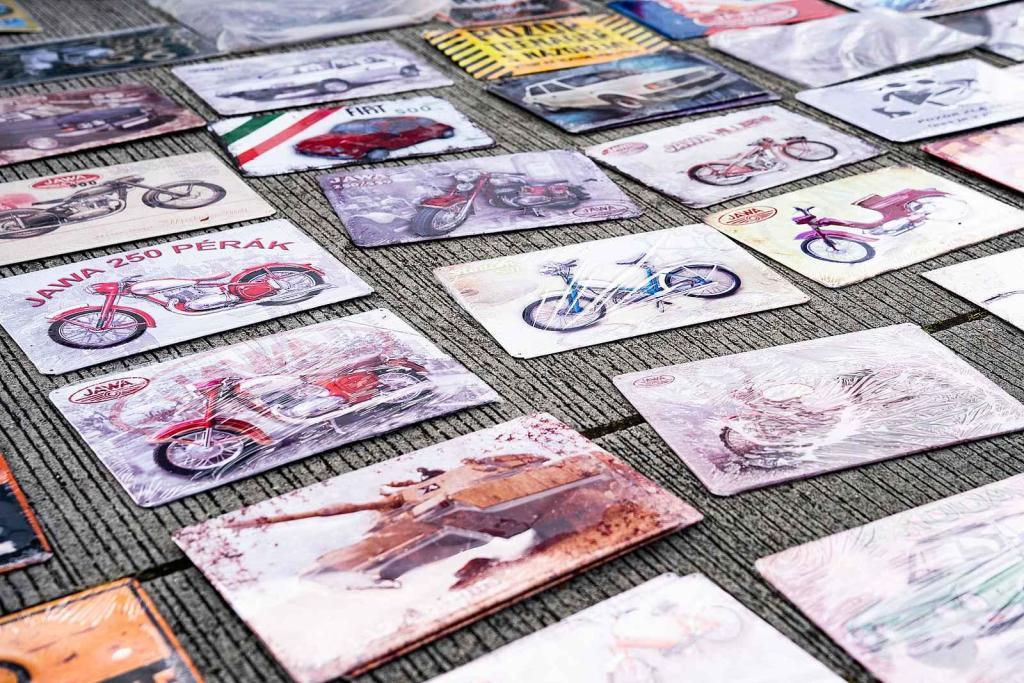 Tradiční auto, moto, hobby burza na vyškovském letišti.