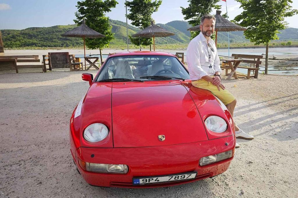 Organizátor akce Oldtimer Express, majitel Autodromu Most a hodinářské manufaktury ROBOT Josef Zajíček.