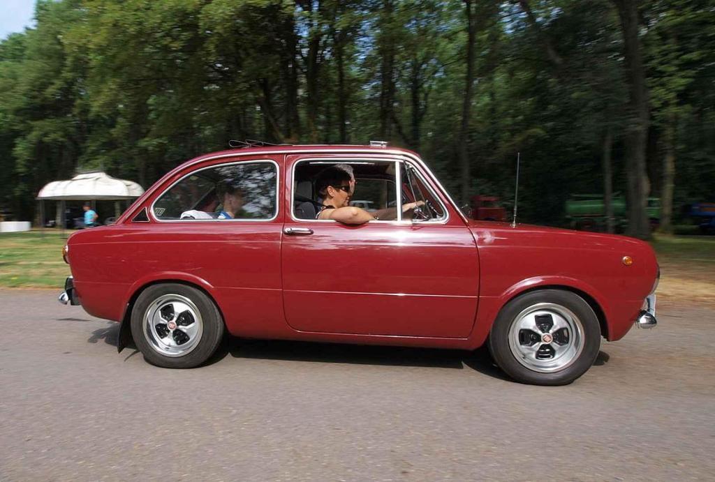 Fiat 850 byl populární a vyhledávaný vůz. Jeho výroba probíhala v letech 1964 až 1971 a vznikla celá řada modelů.