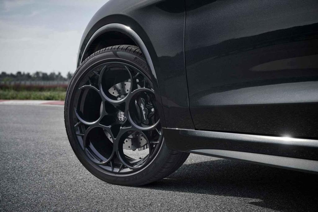 Alfa Romeo Stelvio Super Sport