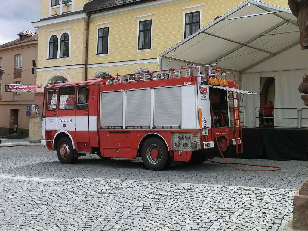 Hasičská cisterna LIAZ v Jílemnici.