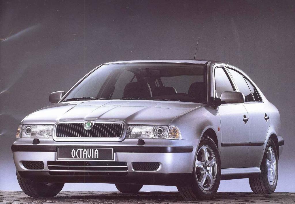 Octavia Long vznikla z klasické verze první generace