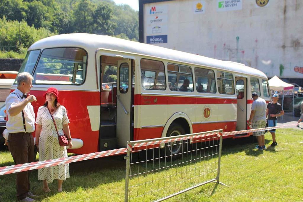Autobus Škoda RTO.