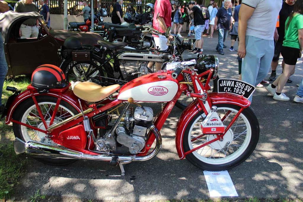 Jawa 350.