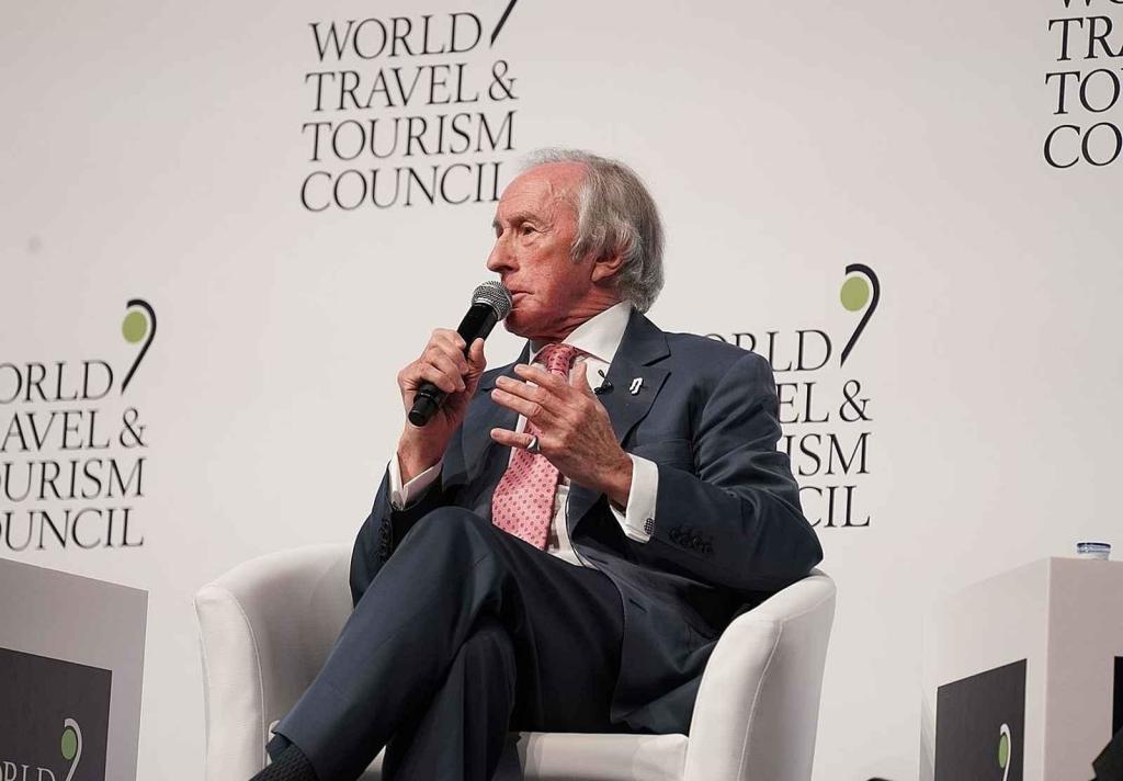 Jackie Stewart odpovídá na otázky při The Speed of Chance v roce 2019.