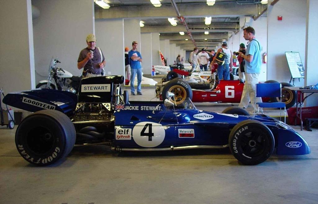 Vůz Tyrrell 004 Jackieho Stewarta, vystavený při Monterey Historic 2006.