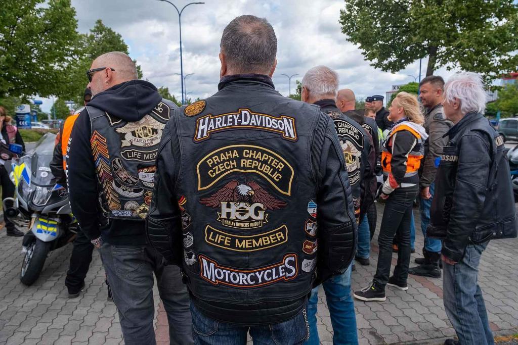 Z benefiční jízdy motocyklů na podporu válečných veteránů.