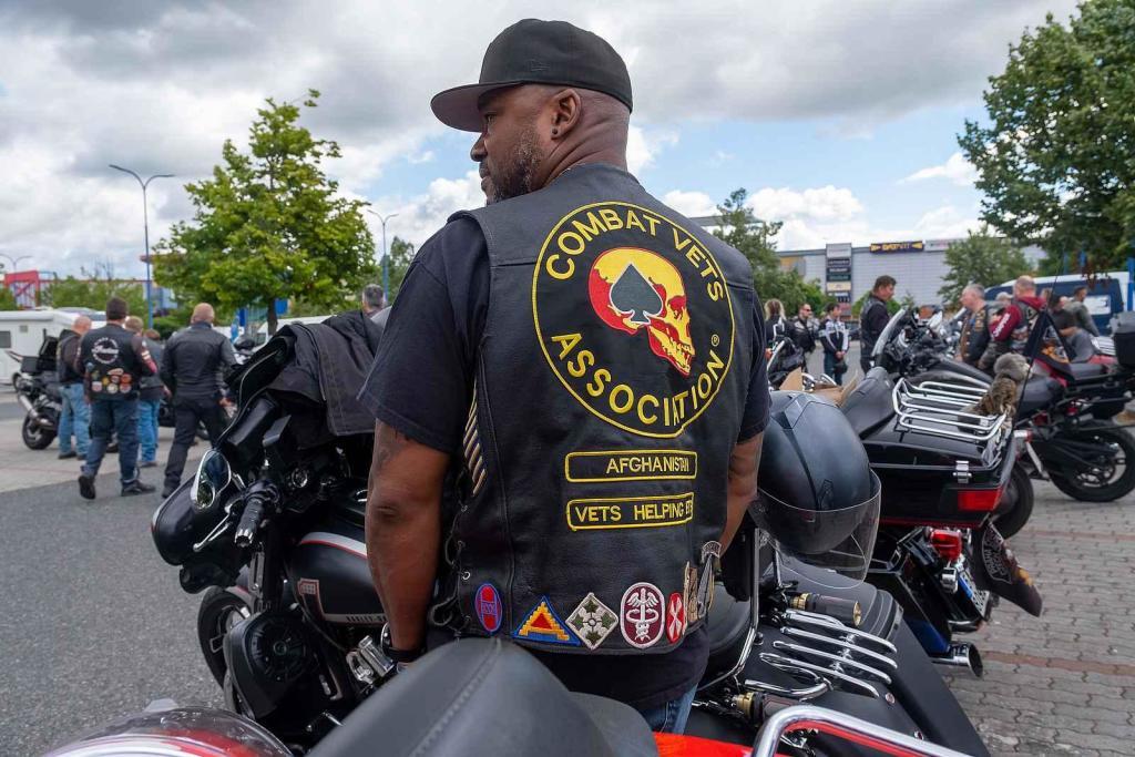 Z benefiční jízdy motocyklů na podporu válečných veteránů.