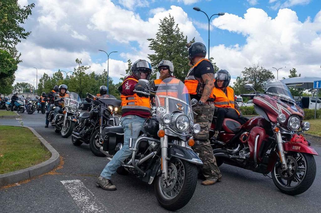 Z benefiční jízdy motocyklů na podporu válečných veteránů.