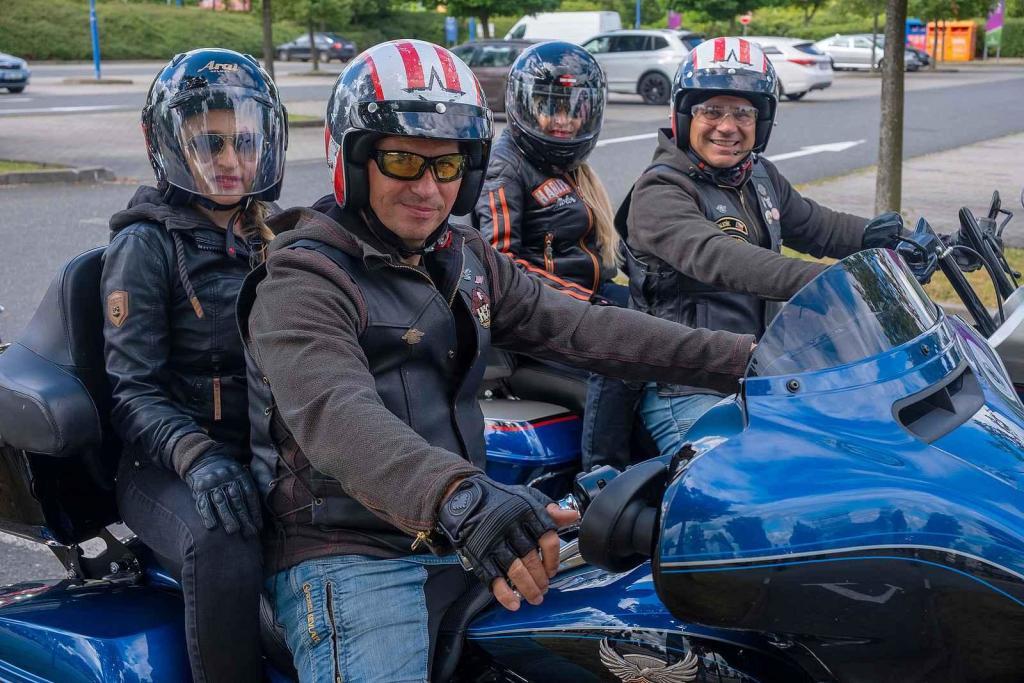 Z benefiční jízdy motocyklů na podporu válečných veteránů.