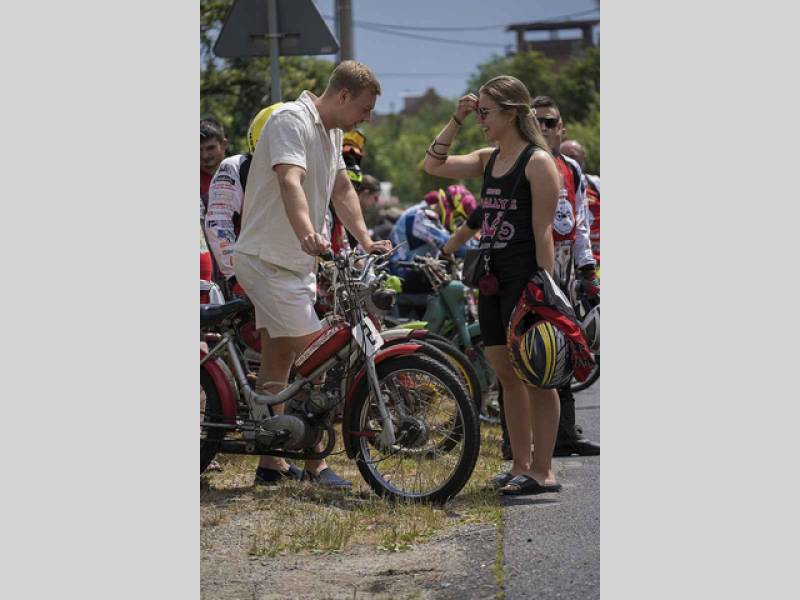 Připomeňte si, jak vypadala Moped rallye Rychtářov minulý rok.