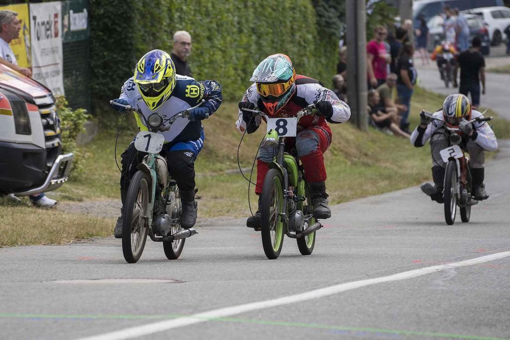Připomeňte si, jak vypadala Moped rallye Rychtářov minulý rok.