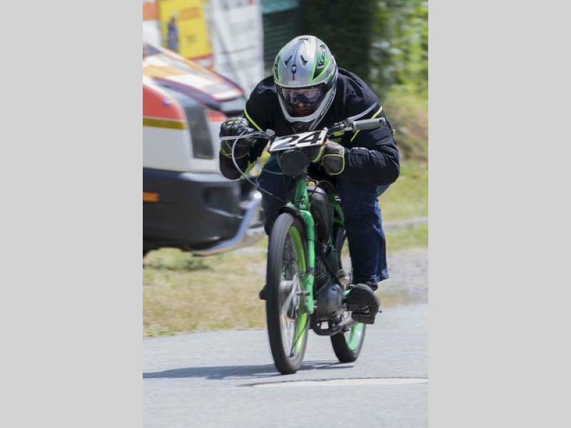 Připomeňte si, jak vypadala Moped rallye Rychtářov minulý rok.
