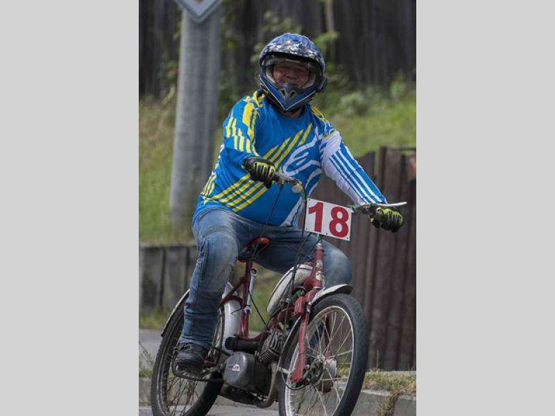 Připomeňte si, jak vypadala Moped rallye Rychtářov minulý rok.