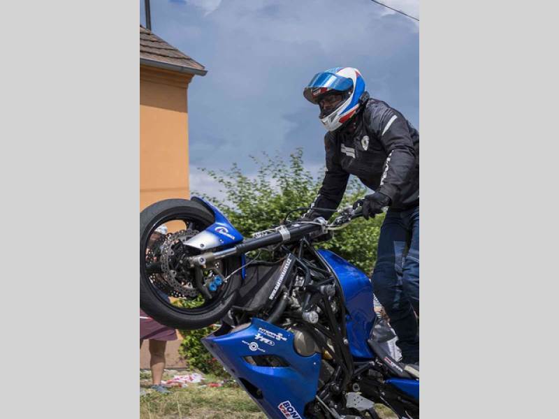 Připomeňte si, jak vypadala Moped rallye Rychtářov minulý rok.