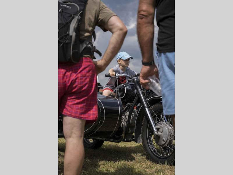 Připomeňte si, jak vypadala Moped rallye Rychtářov minulý rok.