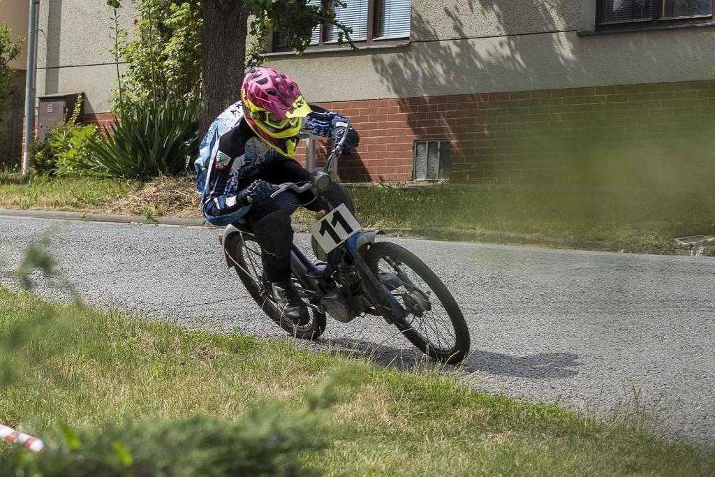 Připomeňte si, jak vypadala Moped rallye Rychtářov minulý rok.