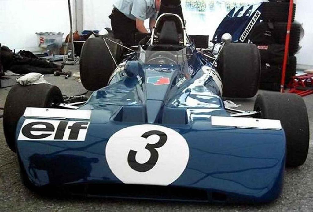 Tyrrel Ford 003 Jackie Stewarta.