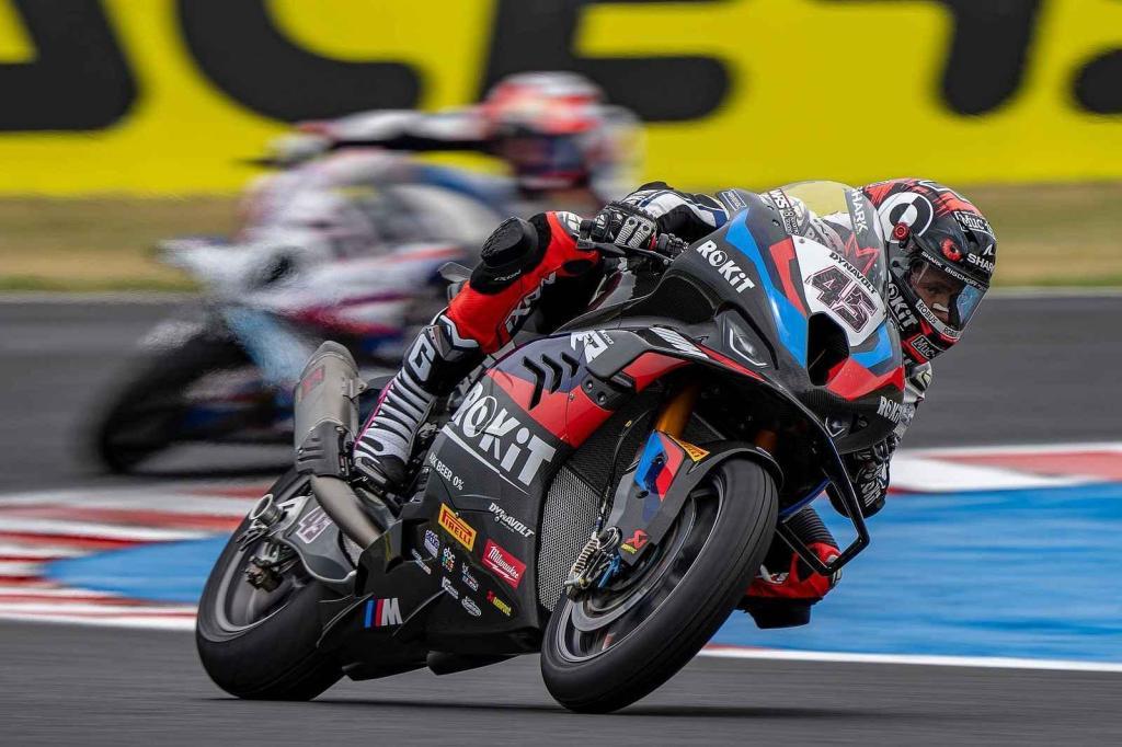 Víkend věnovaný seriálu MS Superbiků se v Mostě uskuteční 19. až 21. července.