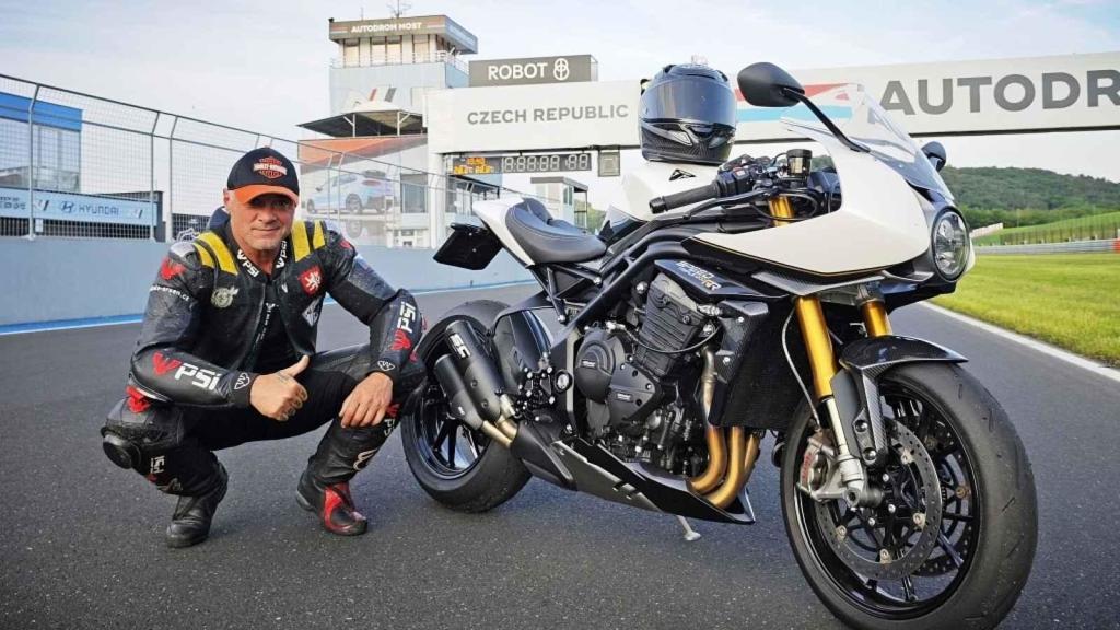 Letošní novinkou pro fanoušky je Ride Like a Pro, což bude zážitková jízda s Pepou Sršněm. Ride Like a Pro