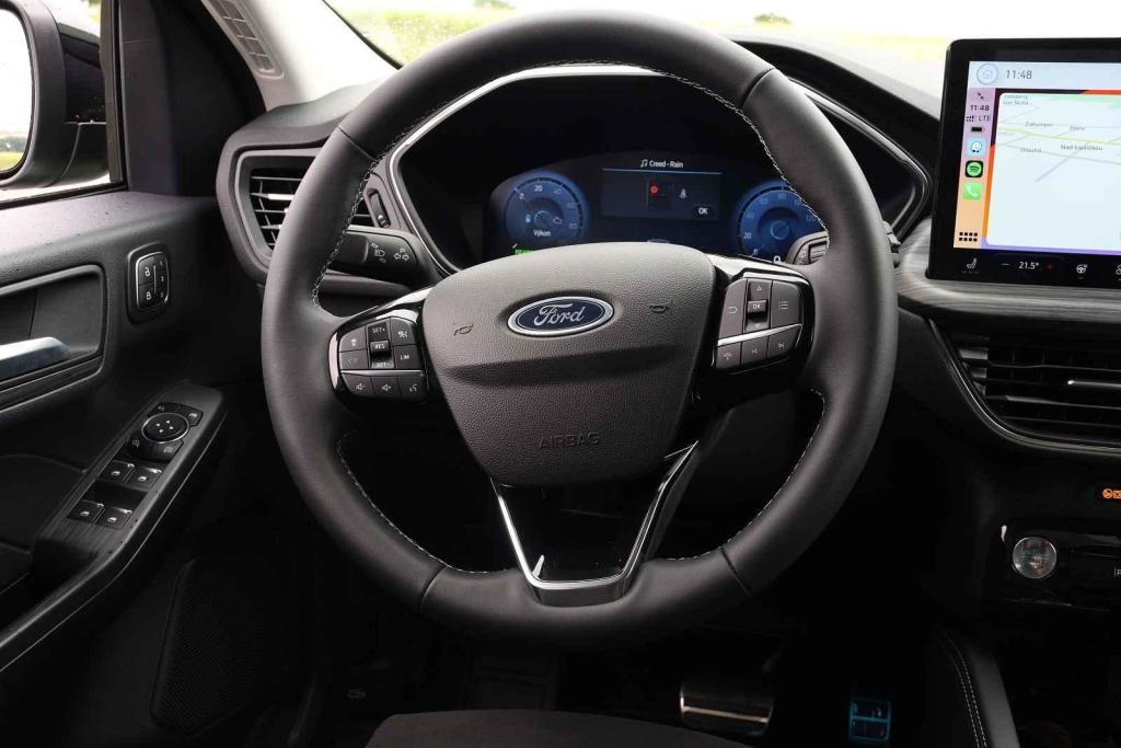 Ford Kuga 2.5 Duratec hybrid