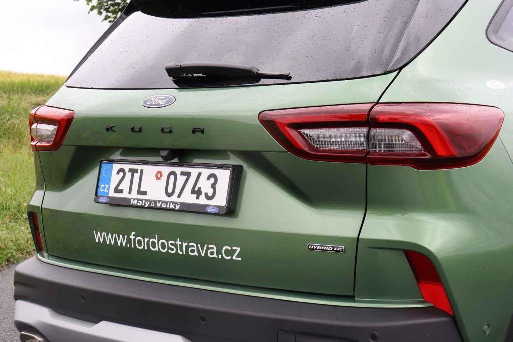 Ford Kuga 2.5 Duratec hybrid