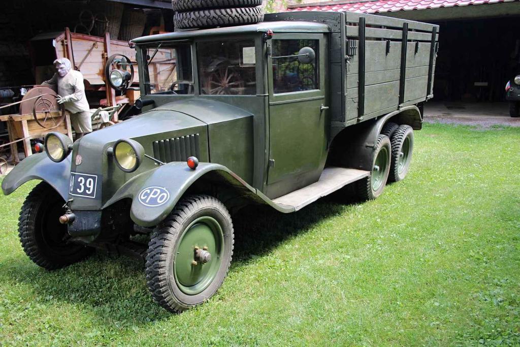 Vojenská Tatra 72 Jana Drozda vyhrála na slavkovském Veteranfestu první místo ve své kategorii.