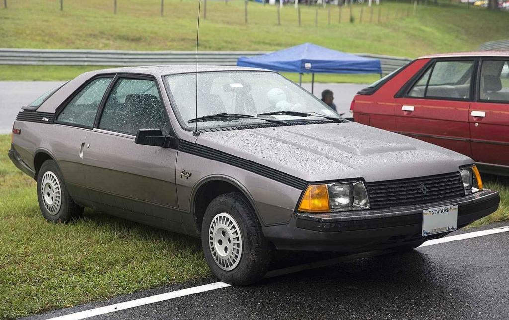 Renault Fuego z roku 1984 vyrobený pro americký trh.
