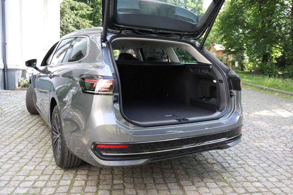 Volkswagen Passat B9 2.0 TDI