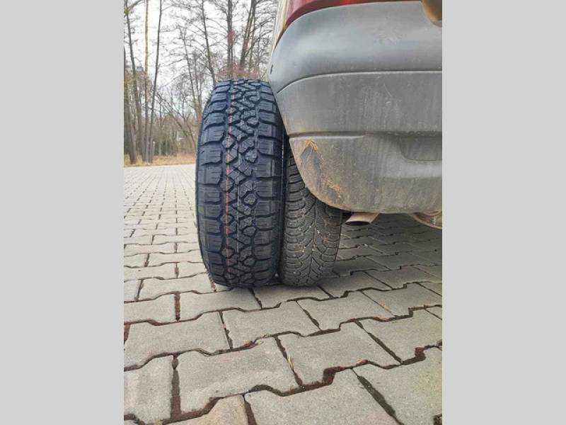 Twingo dostalo nové obutí.
