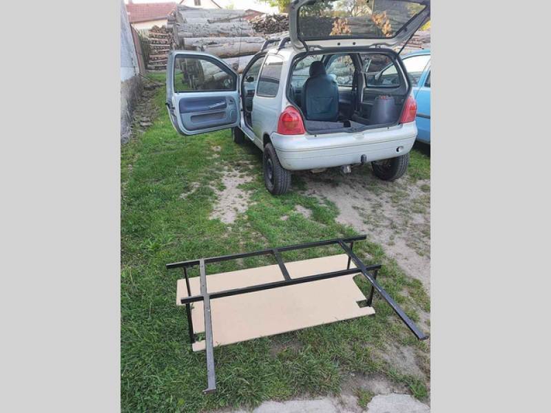 Kontrukce vestavby z železných jeklů.