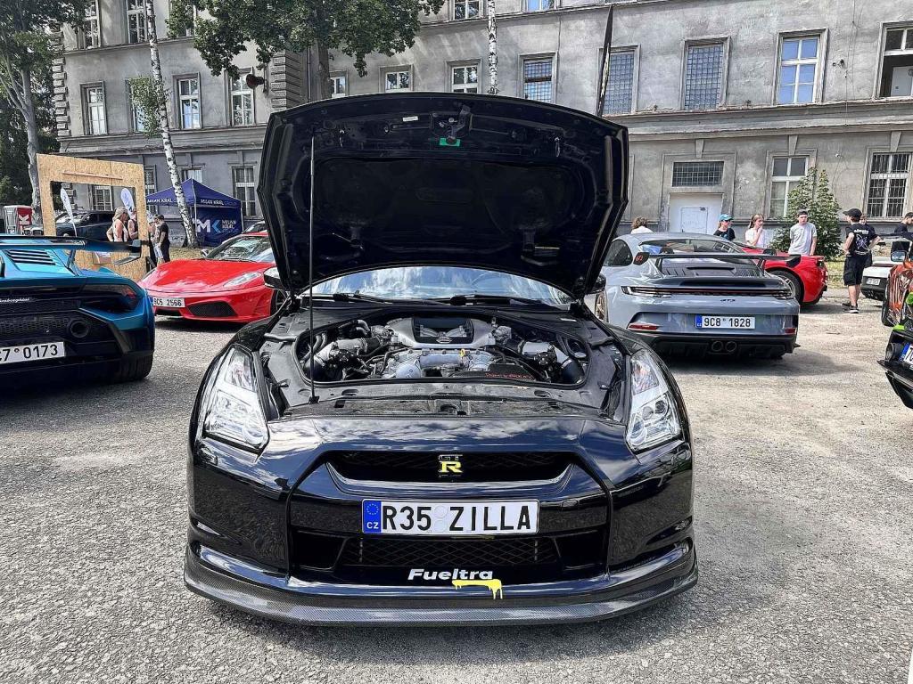 První ročník akce Fueltra - The Meet #1 přilákal stovky návštěvníků.