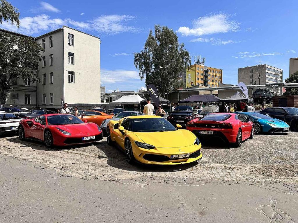První ročník akce Fueltra - The Meet #1 přilákal stovky návštěvníků.