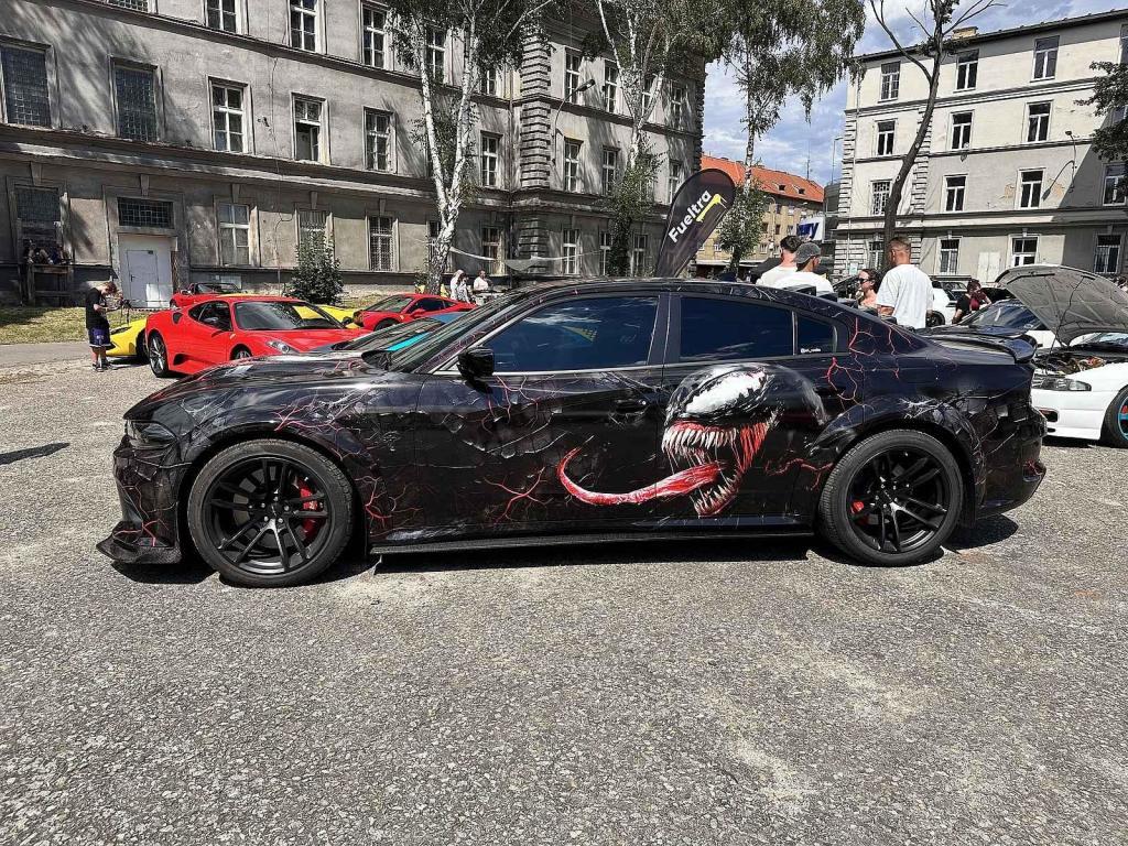 První ročník akce Fueltra - The Meet #1 přilákal stovky návštěvníků.