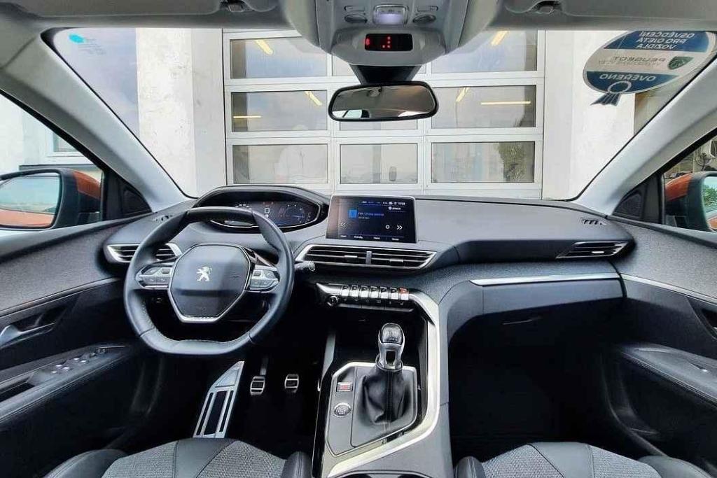 Peugeot 3008 ALLURE 1,5 BHDi