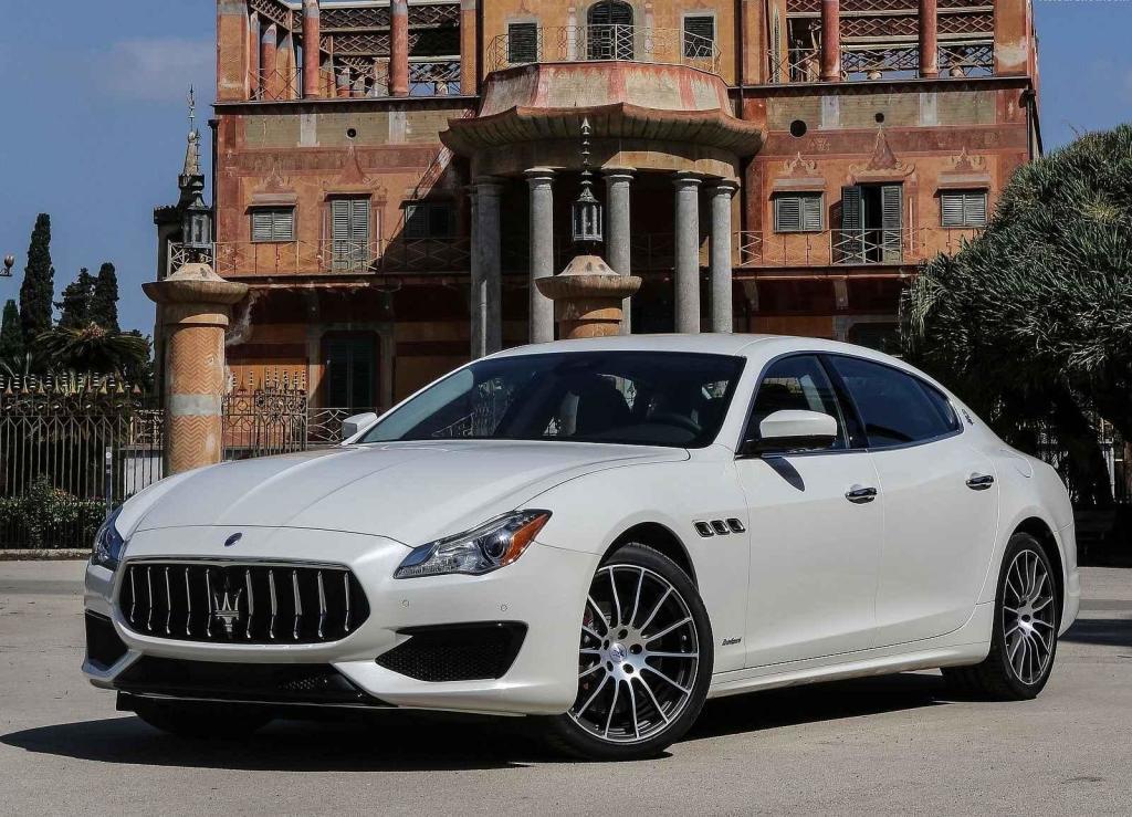 Luxusní vozy - mezi nejhoršími Maserati Quatroporte - 1 kus