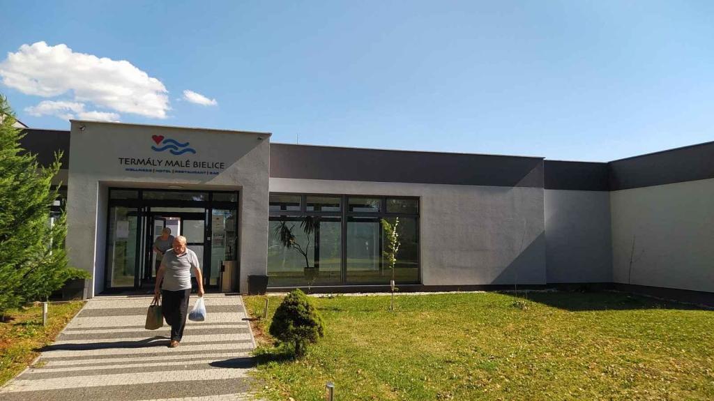 Vstup do termálů Malé Bielice