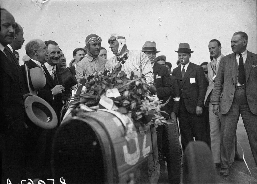 Louis Chiron a Achille Varzi při Velké ceně Francie 1931. Foto: Wikimedia Commons, Agence de presse Meurisse, volné dílo