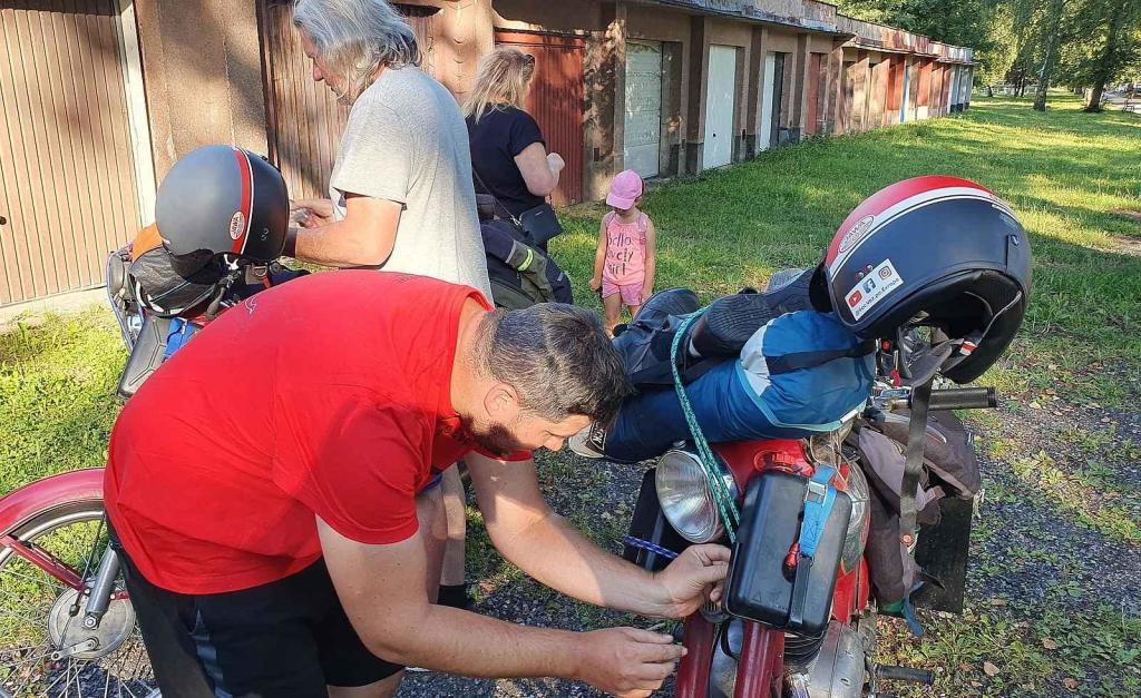 Těsně po návratu z cesty domů do Trutnova.