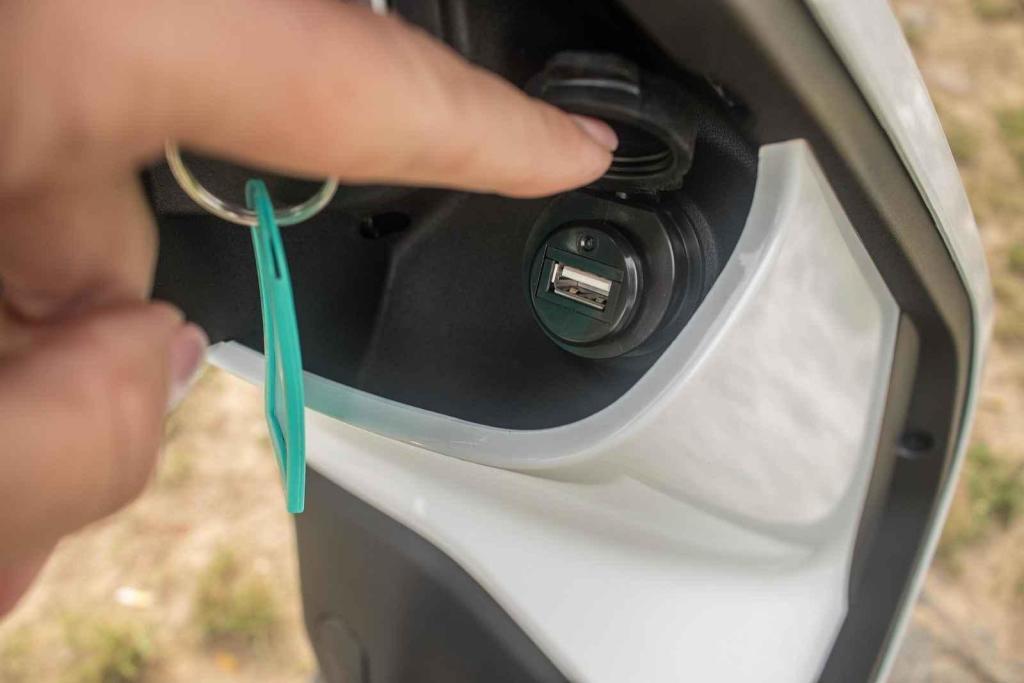 test elektroskútr Honda EM1 e: