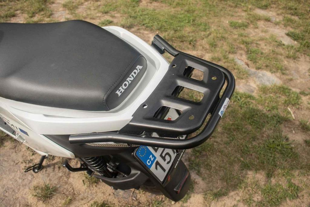 test elektroskútr Honda EM1 e: