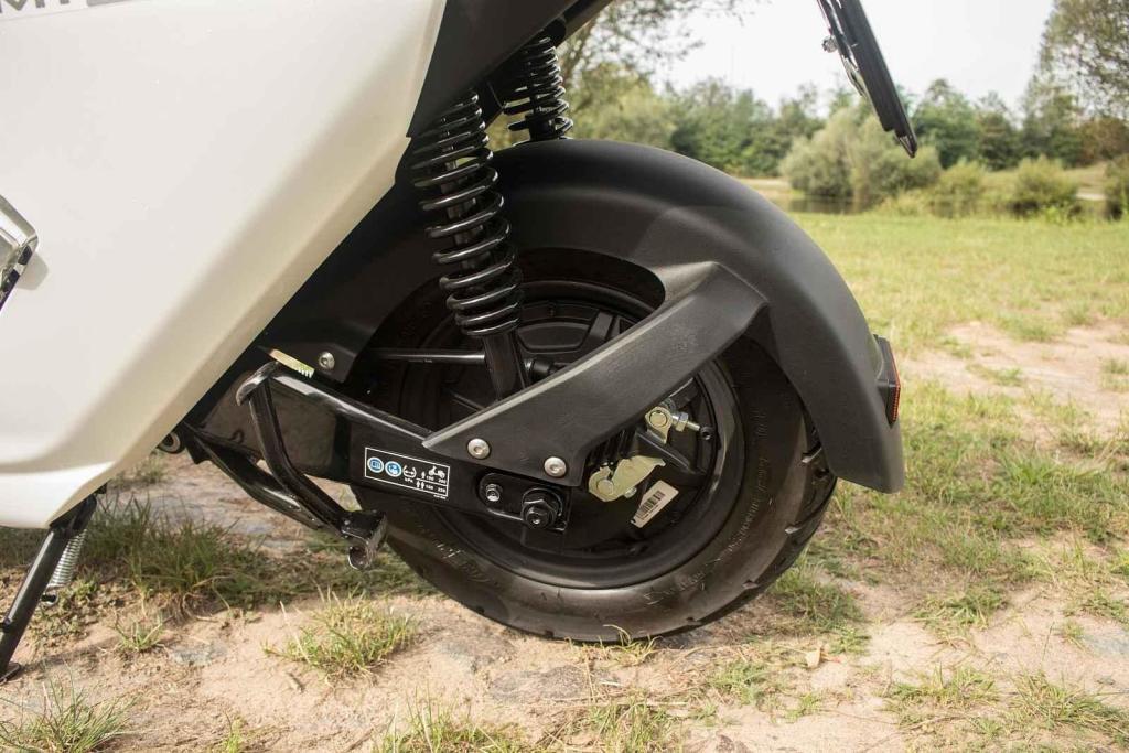 test elektroskútr Honda EM1 e: