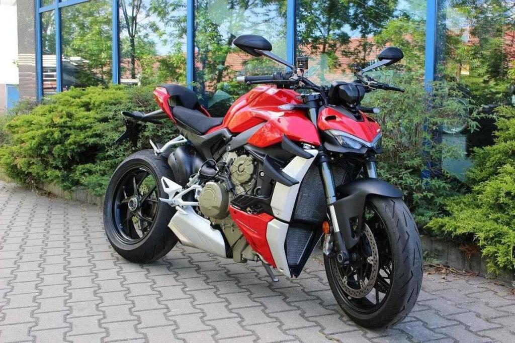 Ducati Streetfighter