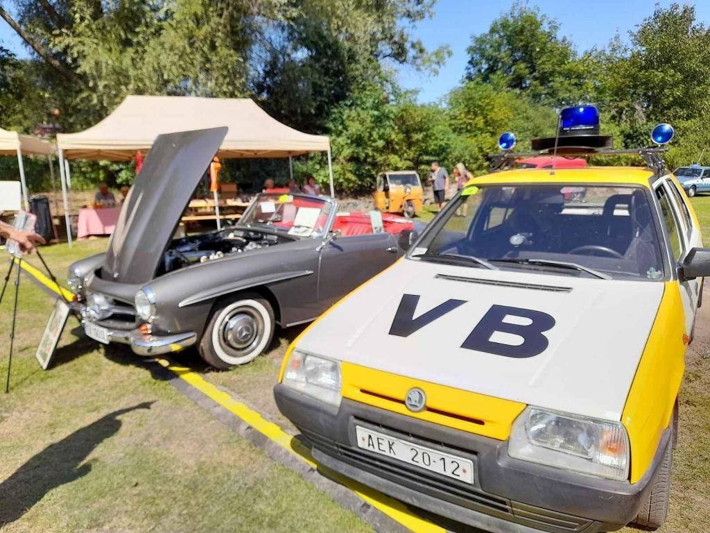 Na trasu třetího ročníku Bílichovské bludičky v sobotu 24. srpna vyrazilo 83 vozidel a strojů.