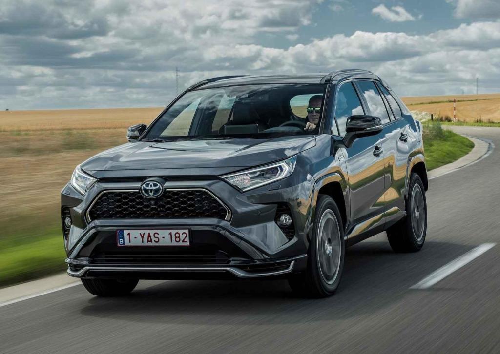 Toyota RAV 4 - od 934 900 Kč