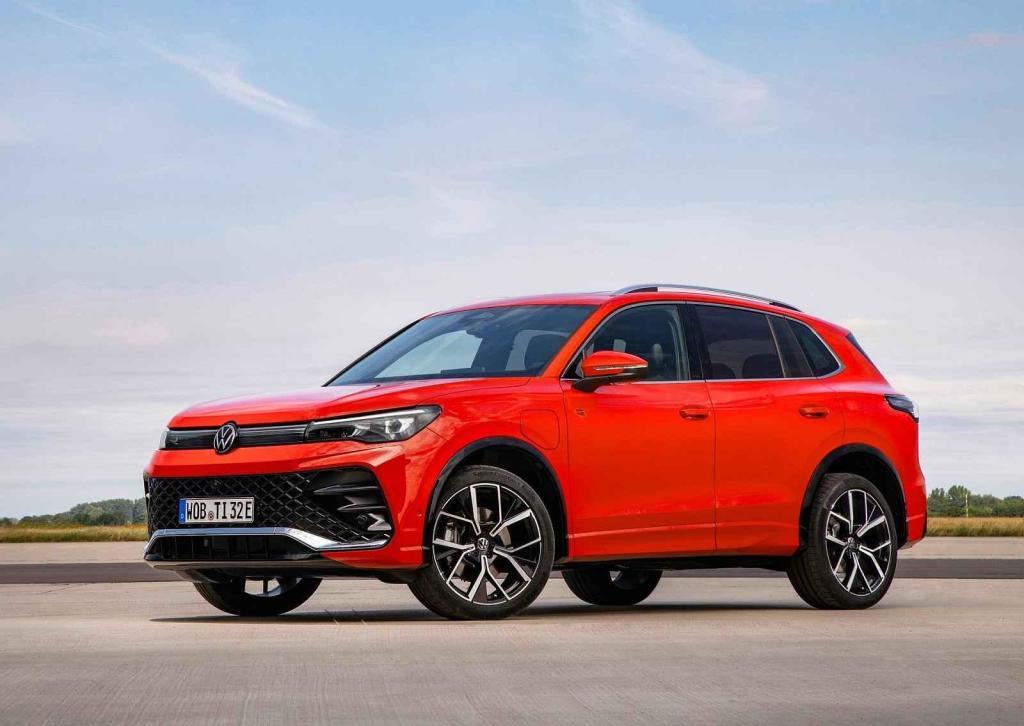 Volkswagen Tiguan - od 799 900 Kč