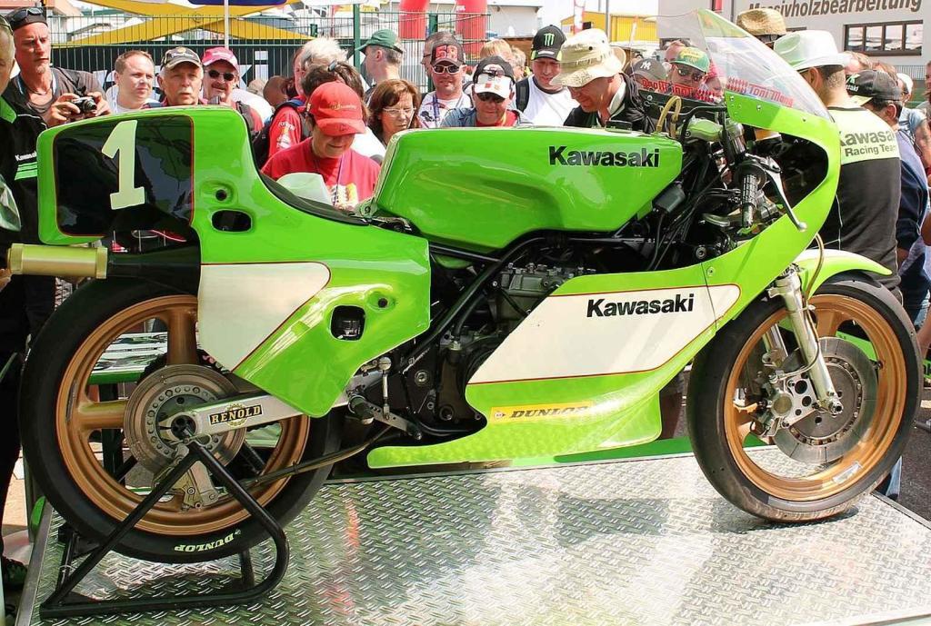 Kawasaki KR350 Toniho Manga.