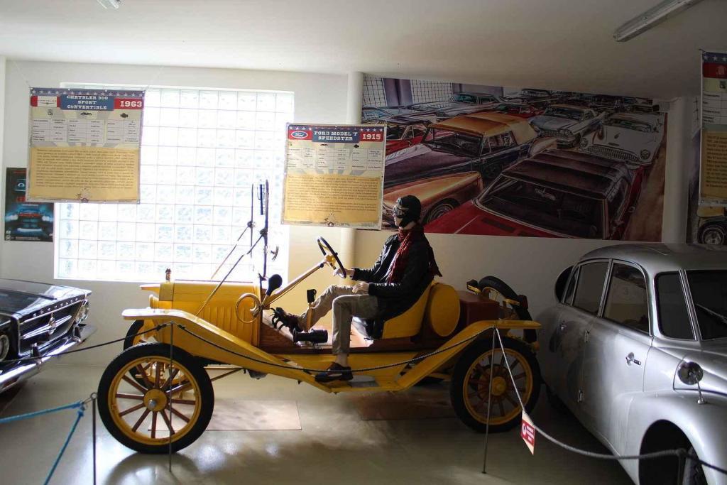 Ford Model T z roku 1915.