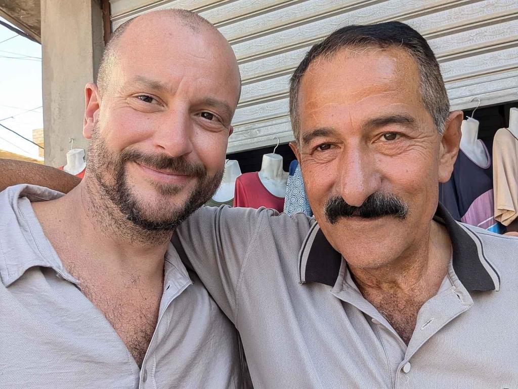 Dobrodruh Filip Vítek přivezl z Dubaje na jih Moravy starý teréňák. V následujících dvou letech s ním objede Afriku